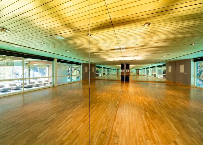 Alpine Club - Adults Only ホテル アローザ