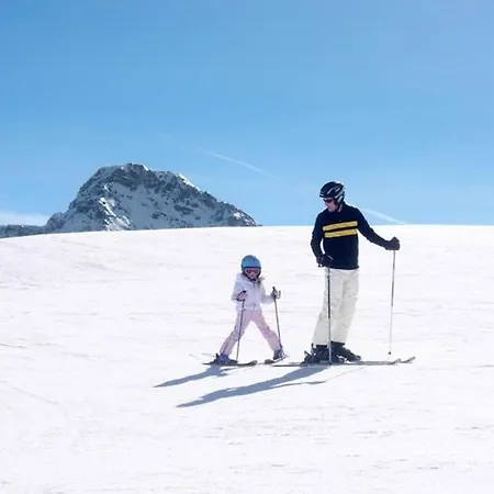 Alpine Club - Adults Only 4* Arosa